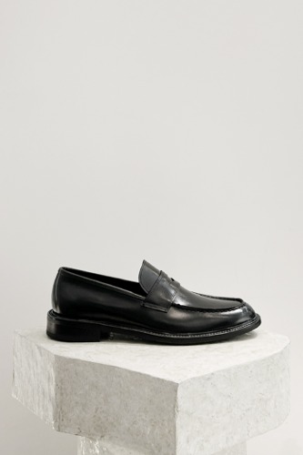 [MEN] Vincent Leather Loafers Black