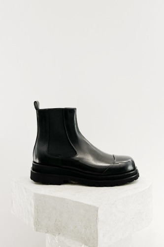 [MEN] Lucian Leather Chelsea Boots Black